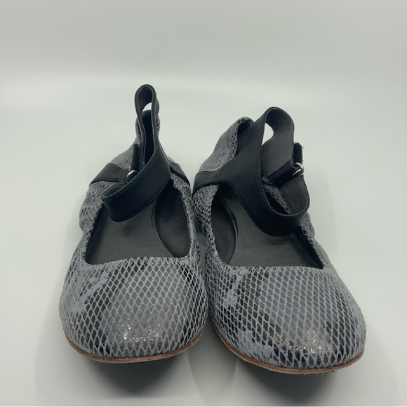 TSUBO‎ leather flats. - Picture 5 of 14